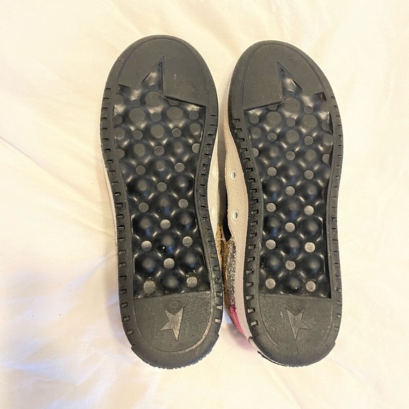 Golden Goose Yeah - Picture 6 of 6